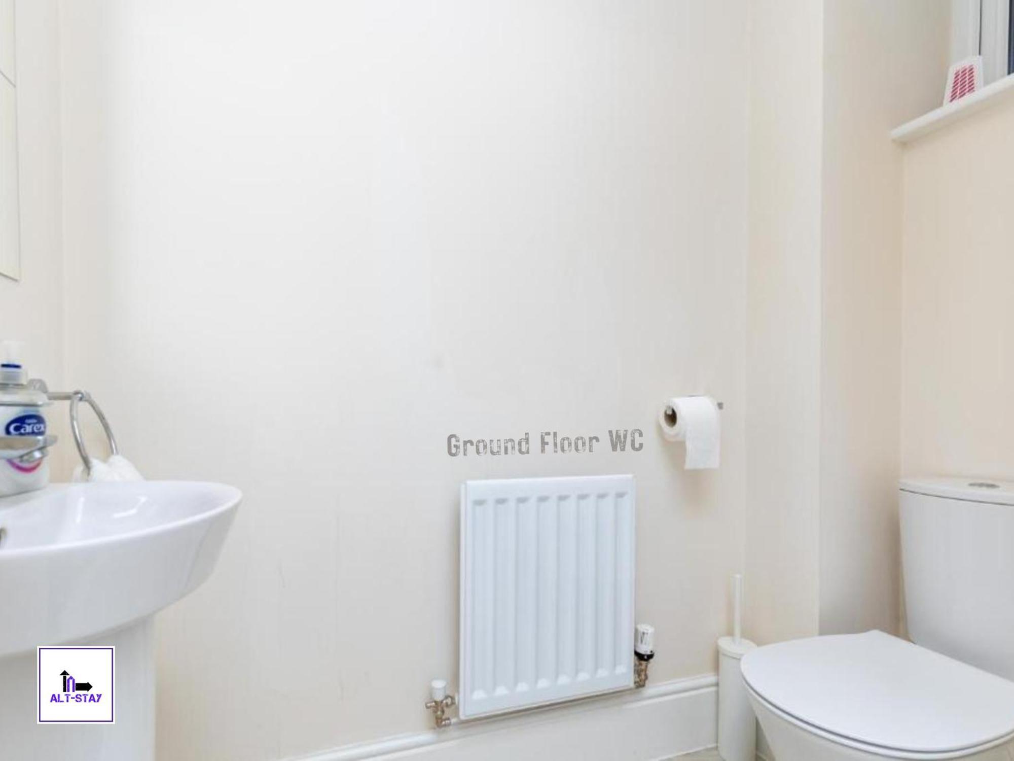 Alt-Stay Accommodation, City Fields - 4 Bed 3 Bath - Contractors & Long Stays Wakefield Ngoại thất bức ảnh